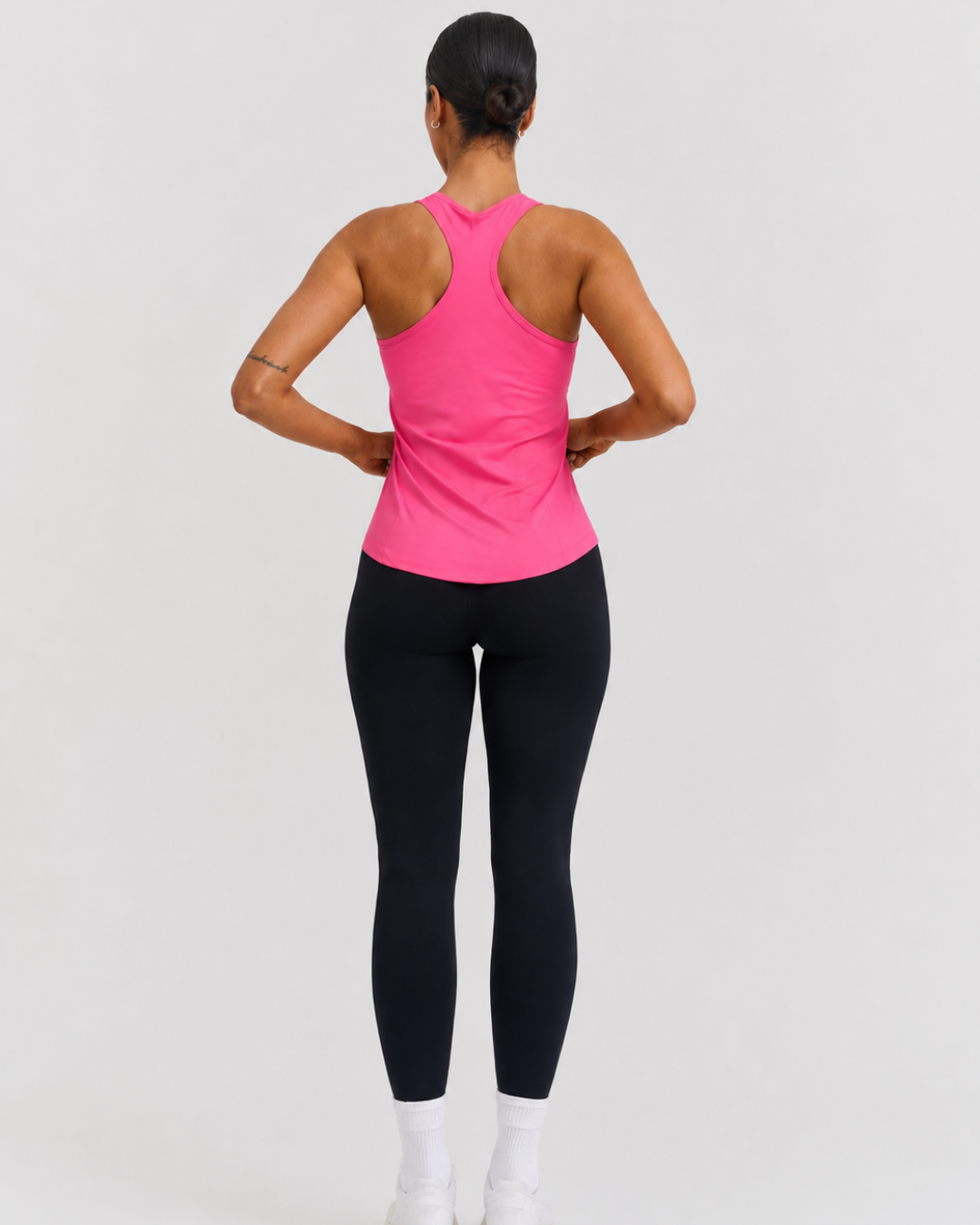 GAVELO Pace Tank Top Pink