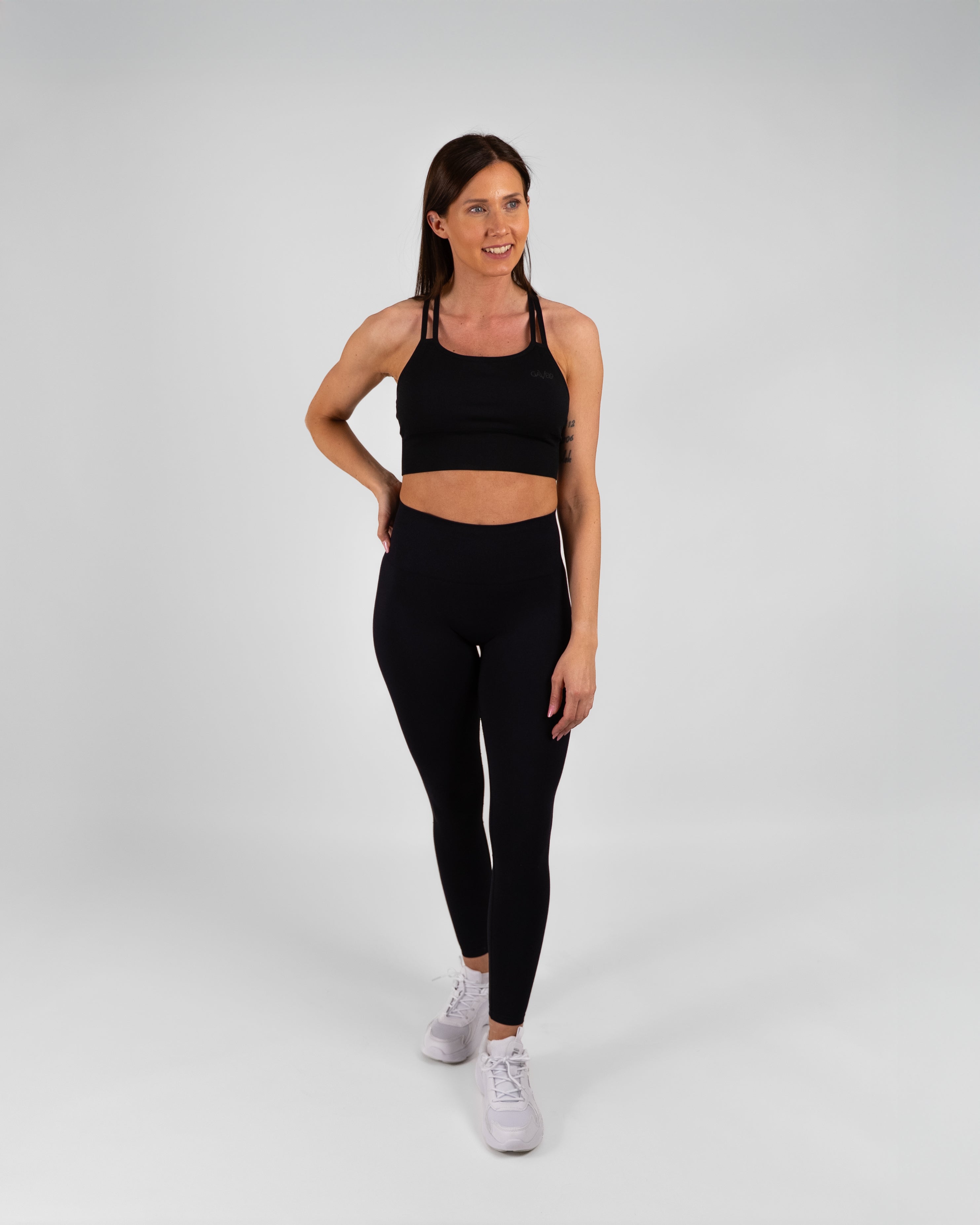 GAVELO Seamless Sports Bra Black