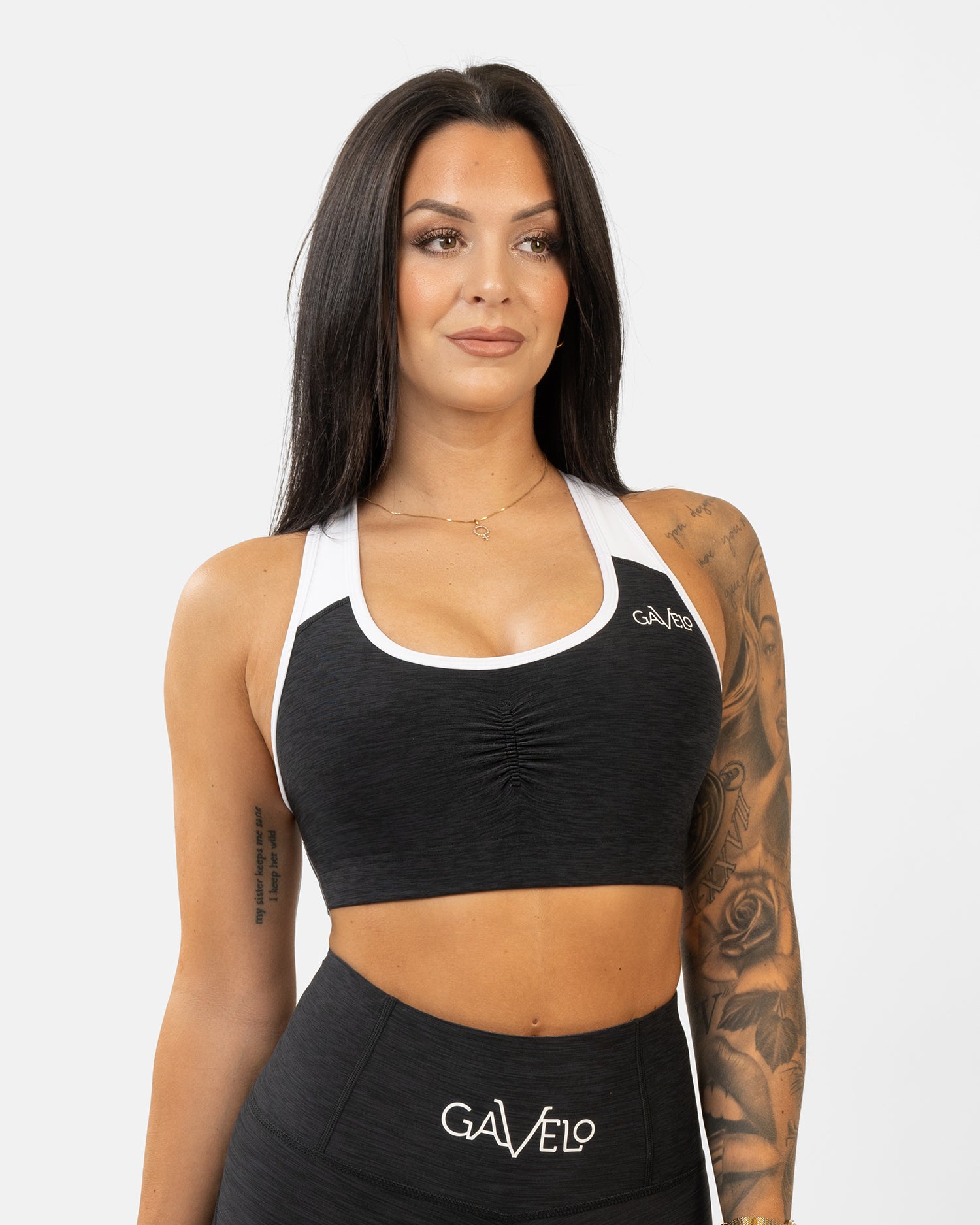 GAVELO Black & White Sport bra