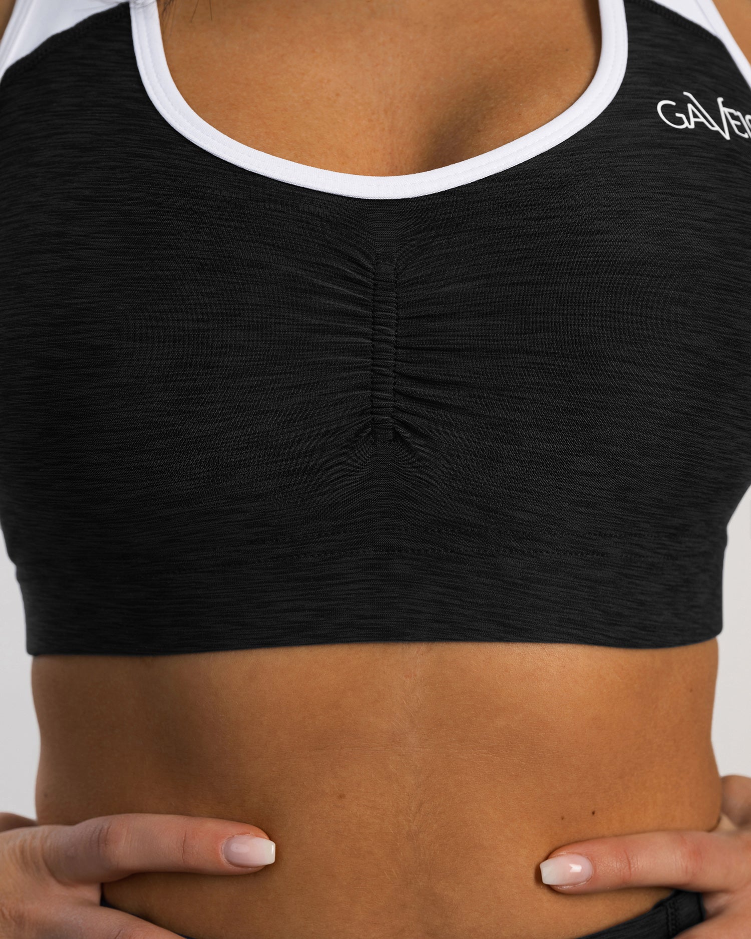 GAVELO Black & White Sport bra