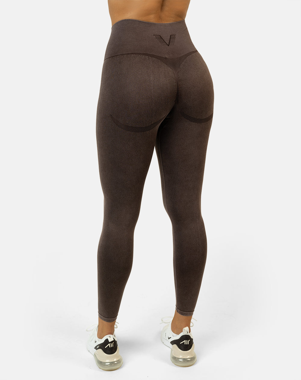 GAVELO Seamless WonderBum Chocolate Plum Tights