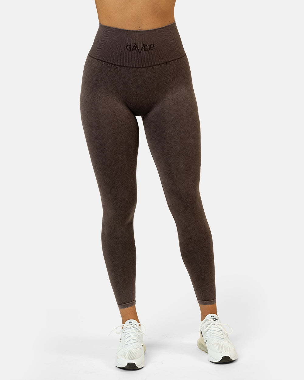 GAVELO Seamless WonderBum Chocolate Plum Tights