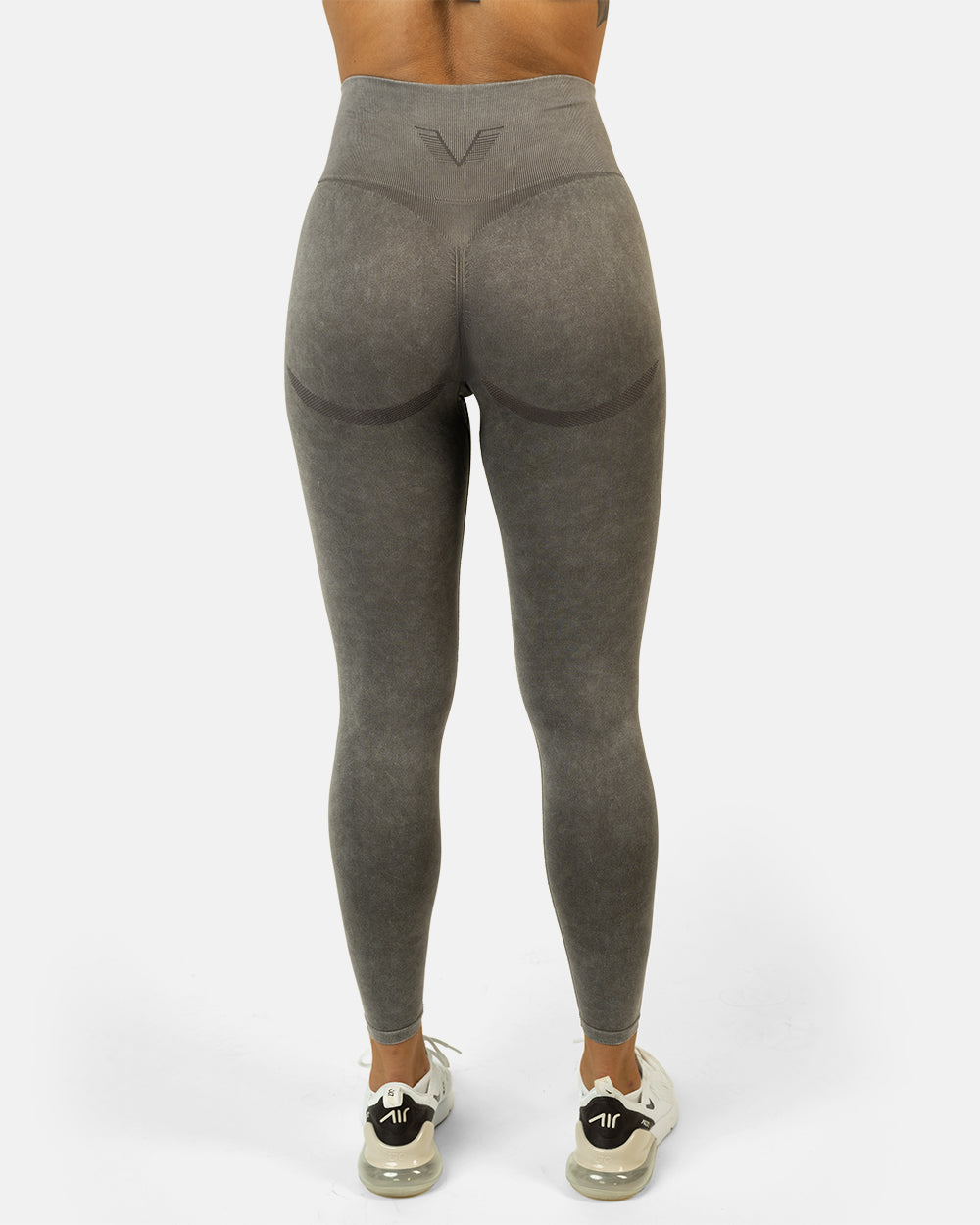 GAVELO Seamless WonderBum Crocodile Tights