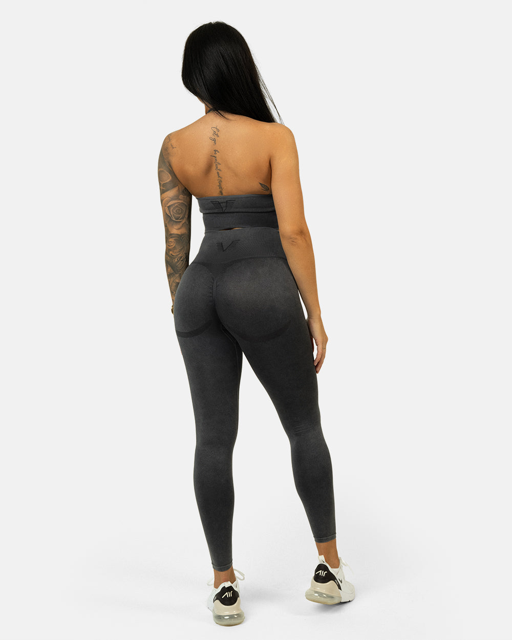 GAVELO Seamless WonderBum Graphite Tights