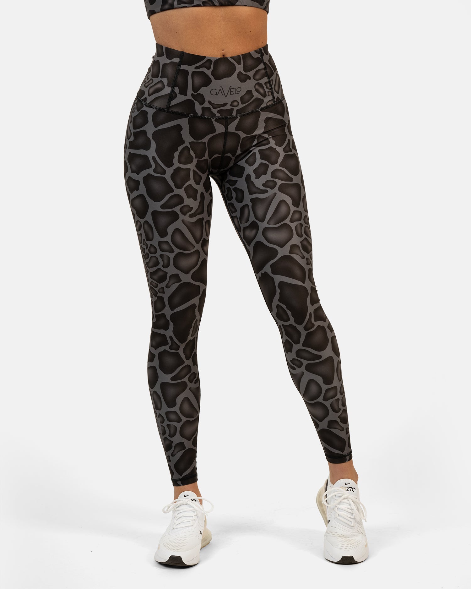 GAVELO Giraffe Black Compression tights