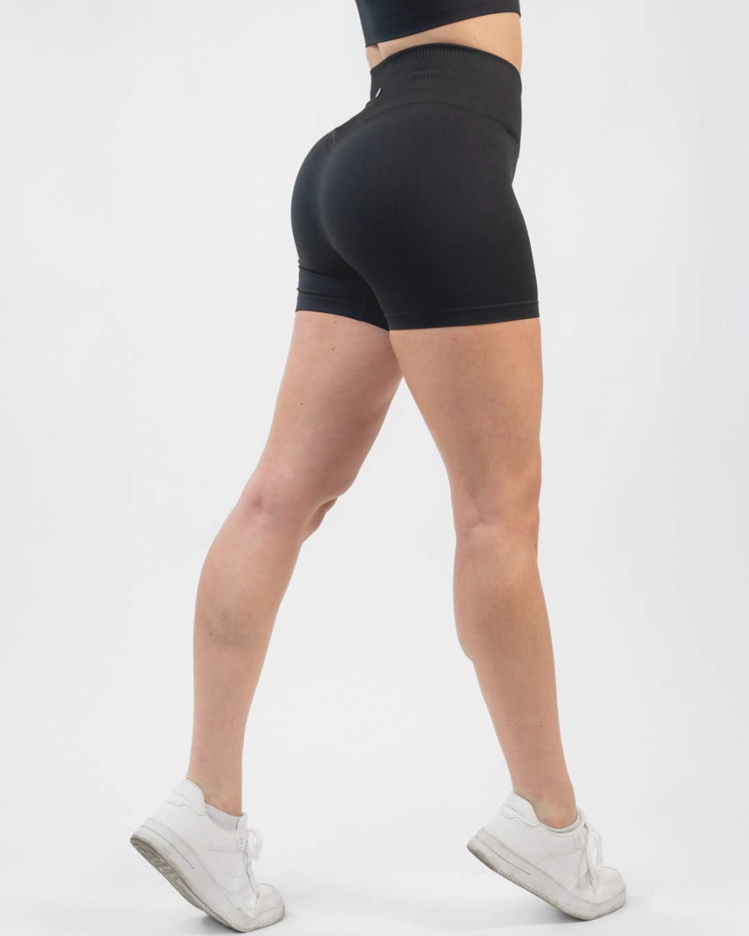 GAVELO Seamless shorts Black