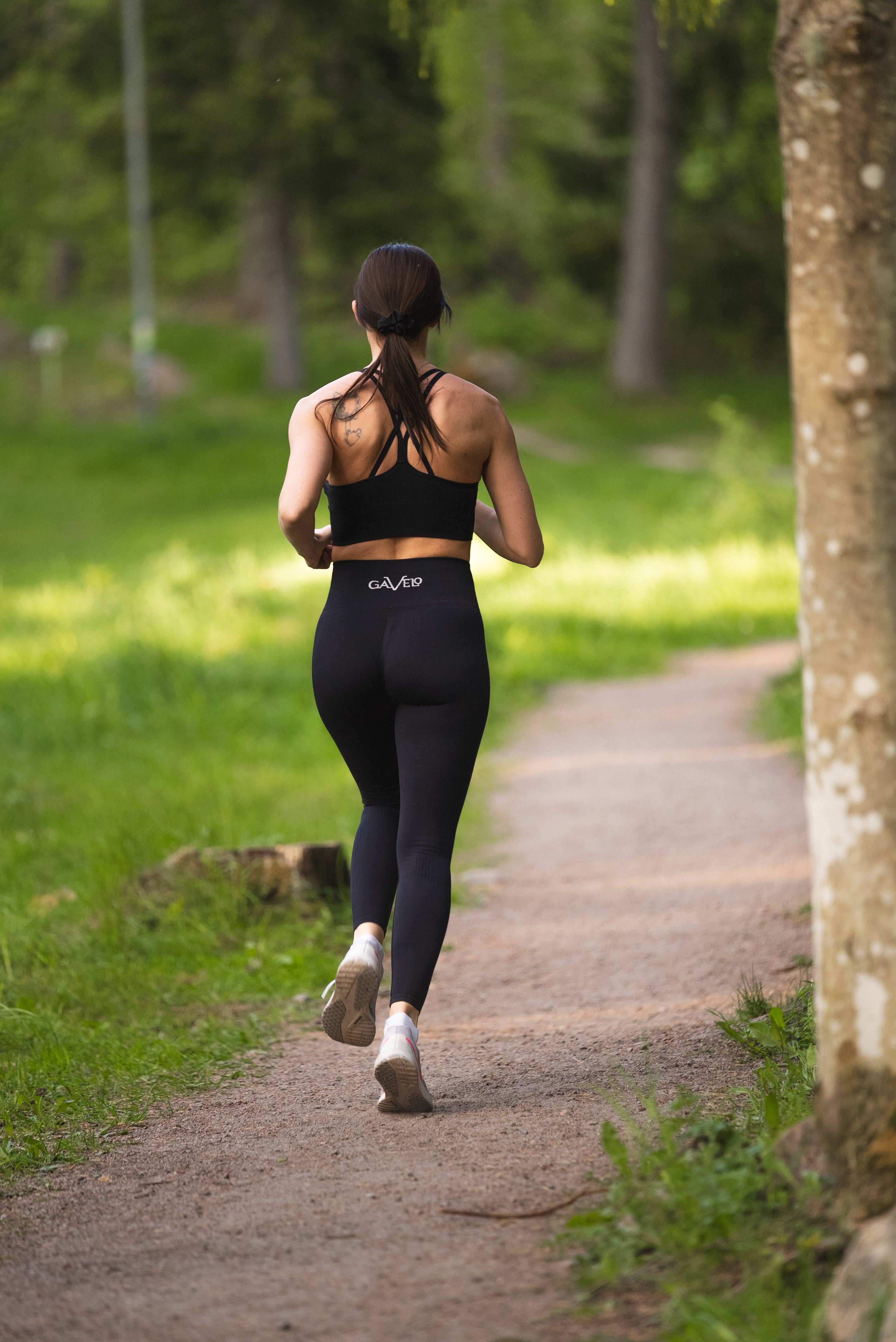 GAVELO Seamless Booster Black Tights