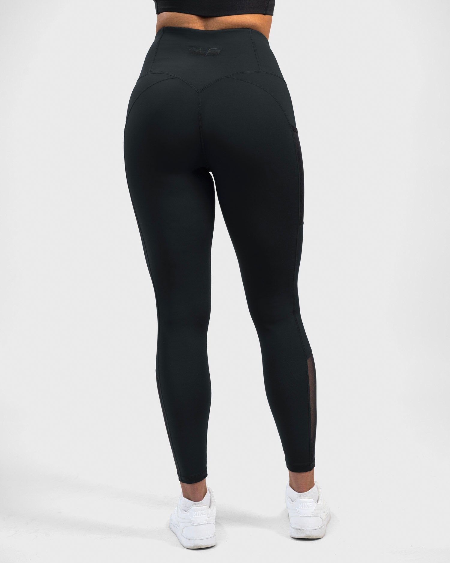 GAVELO Empower Pocket Tights Black