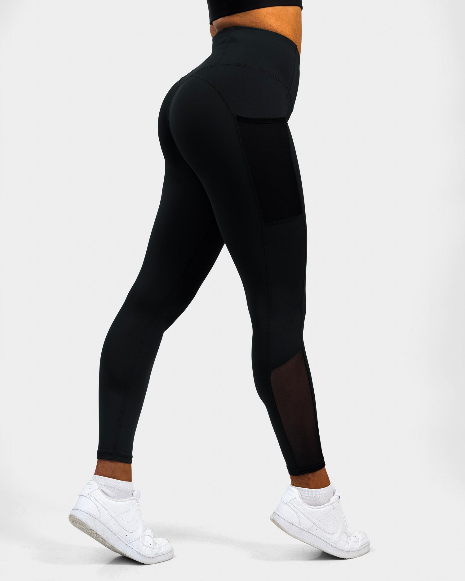 GAVELO Empower Pocket Tights Black