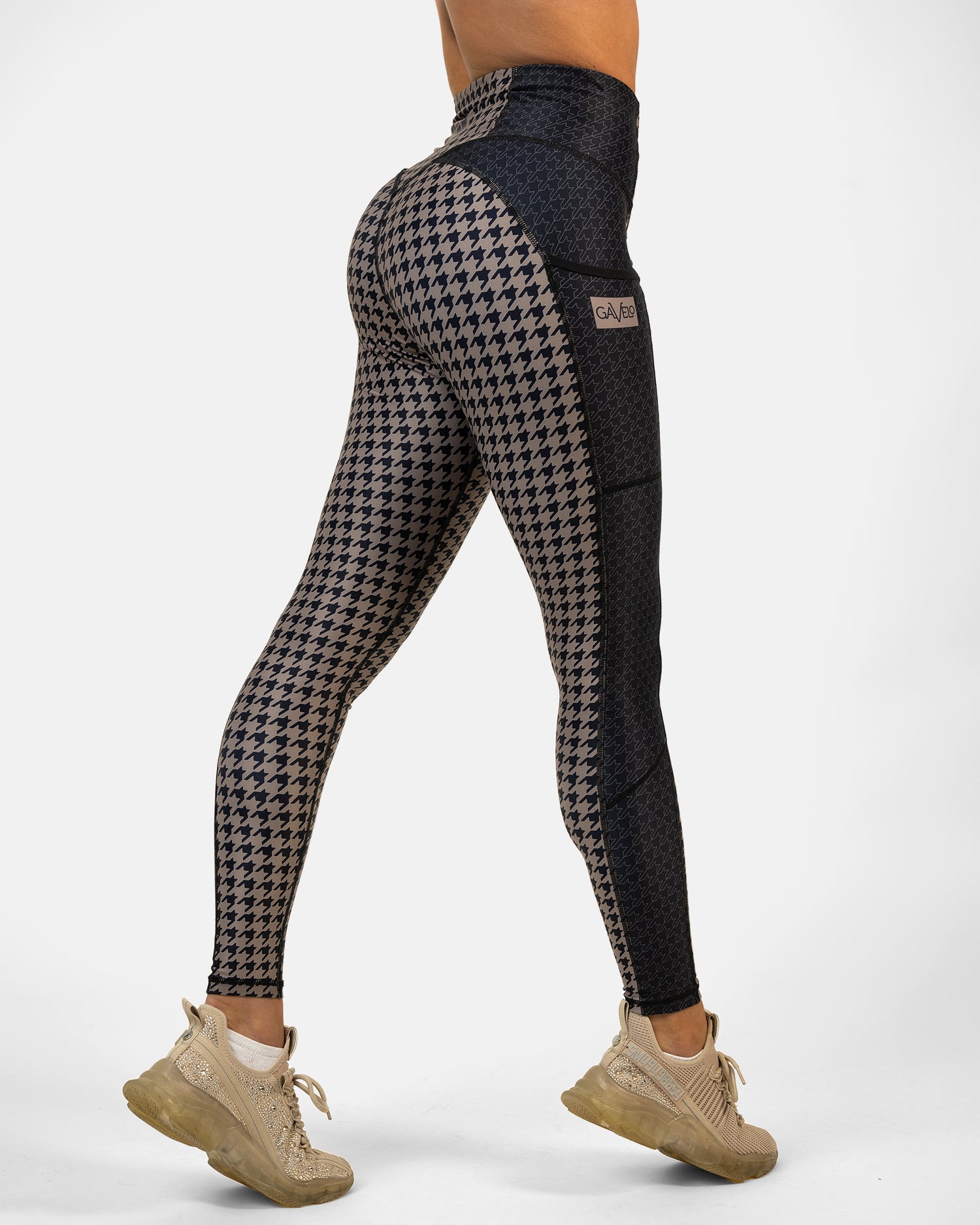 GAVELO Seamless Ribbed Light Grey Melange Leggings @