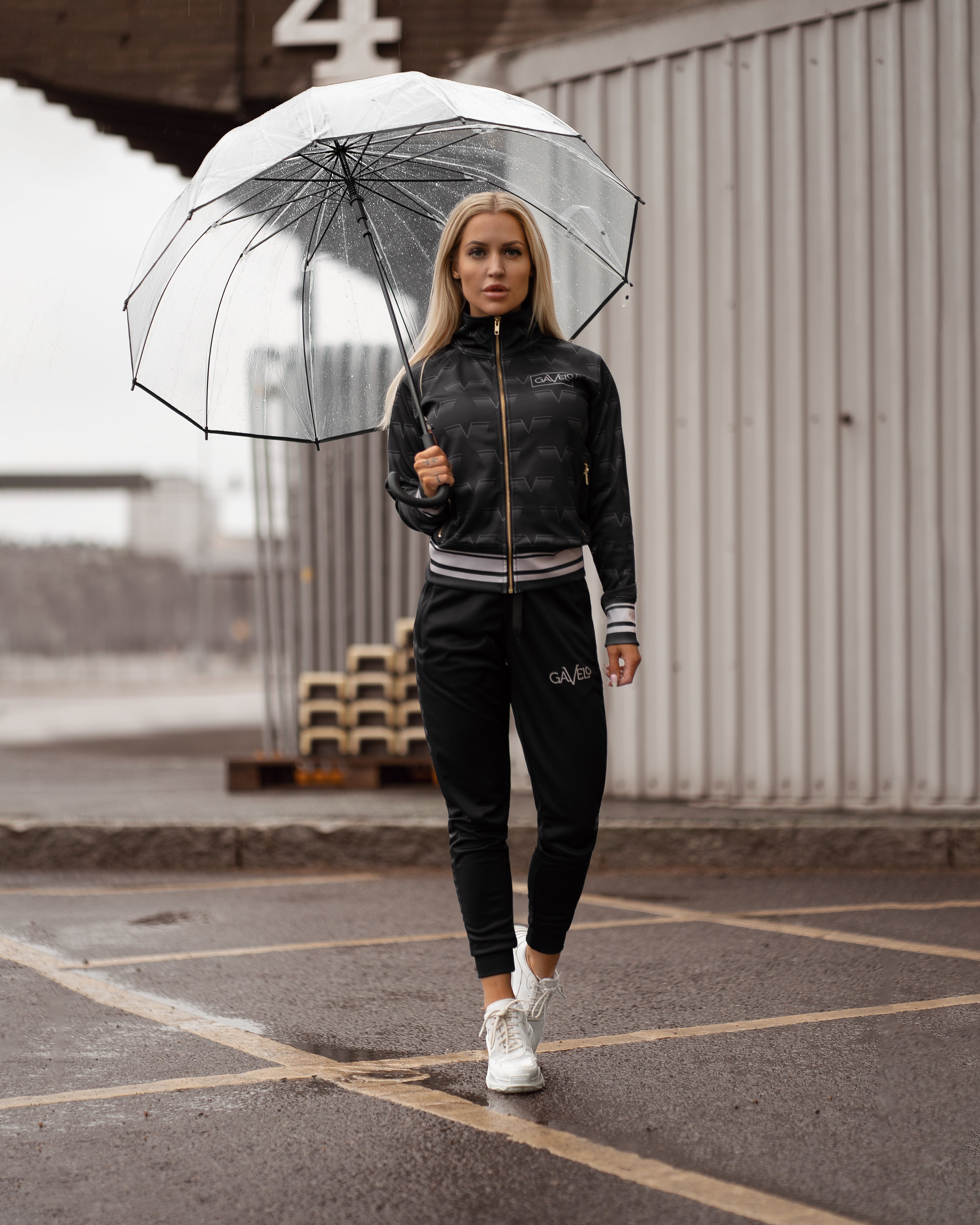 GAVELO Track Jacket Classic Black